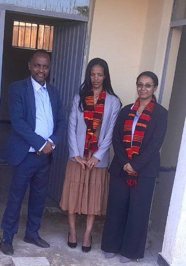የአርባምንጭ ዞንና ከተማ አስተዳደር ለቅርንጫፍ ጽህፈት ቤቱ ድጋፍ አደረጉ 5 00
