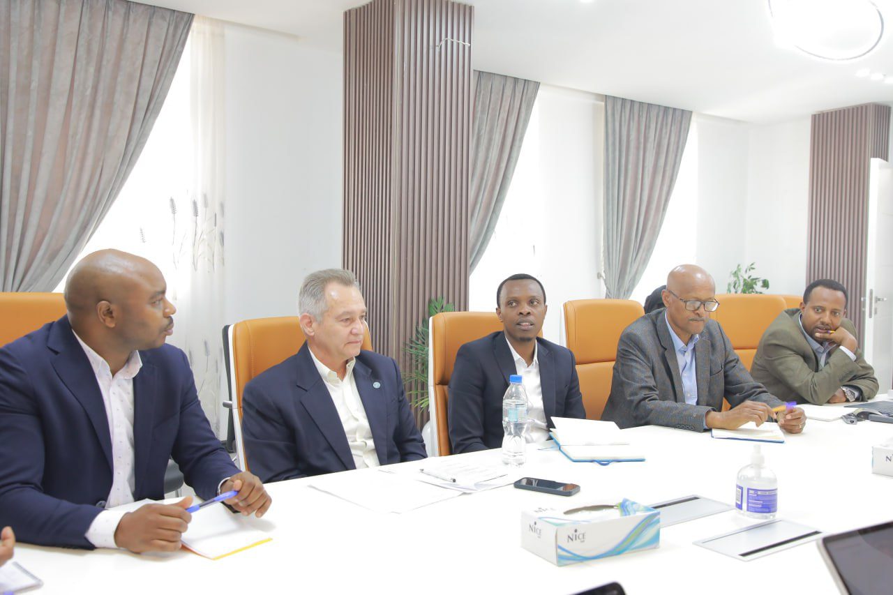 በግብርና ቆጠራ አፈፃፀም ከአለም አቀፍ የምግብና ግብርና ድርጅት (FAO) ጋር ውይይት ተደረገ 2 photo 2025 07 18 11 51 42