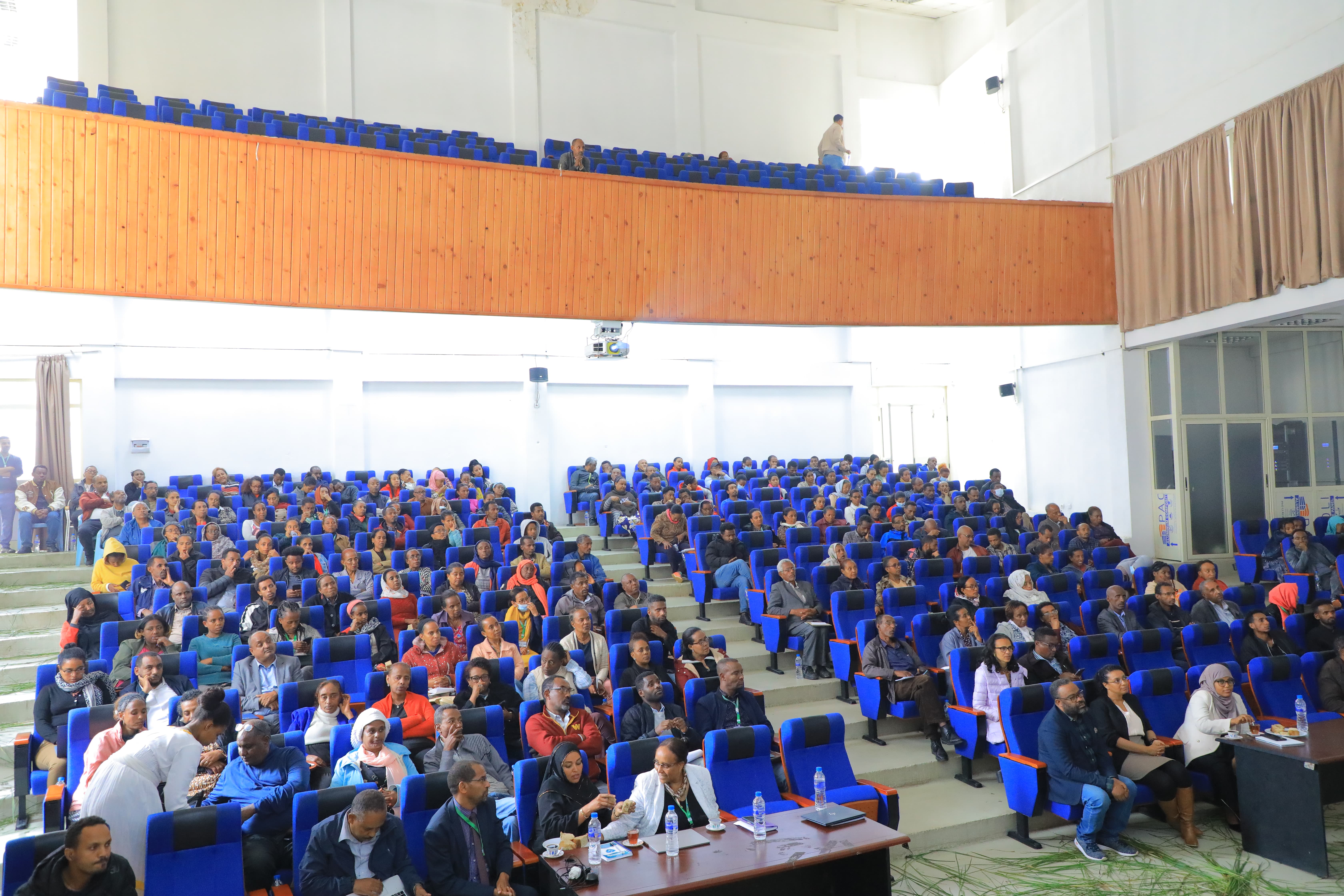 የተቋሙ የዕውቀት ካፌ የማስተዋወቅ ፕሮግራም ተካሄደ 5 1t8a5958