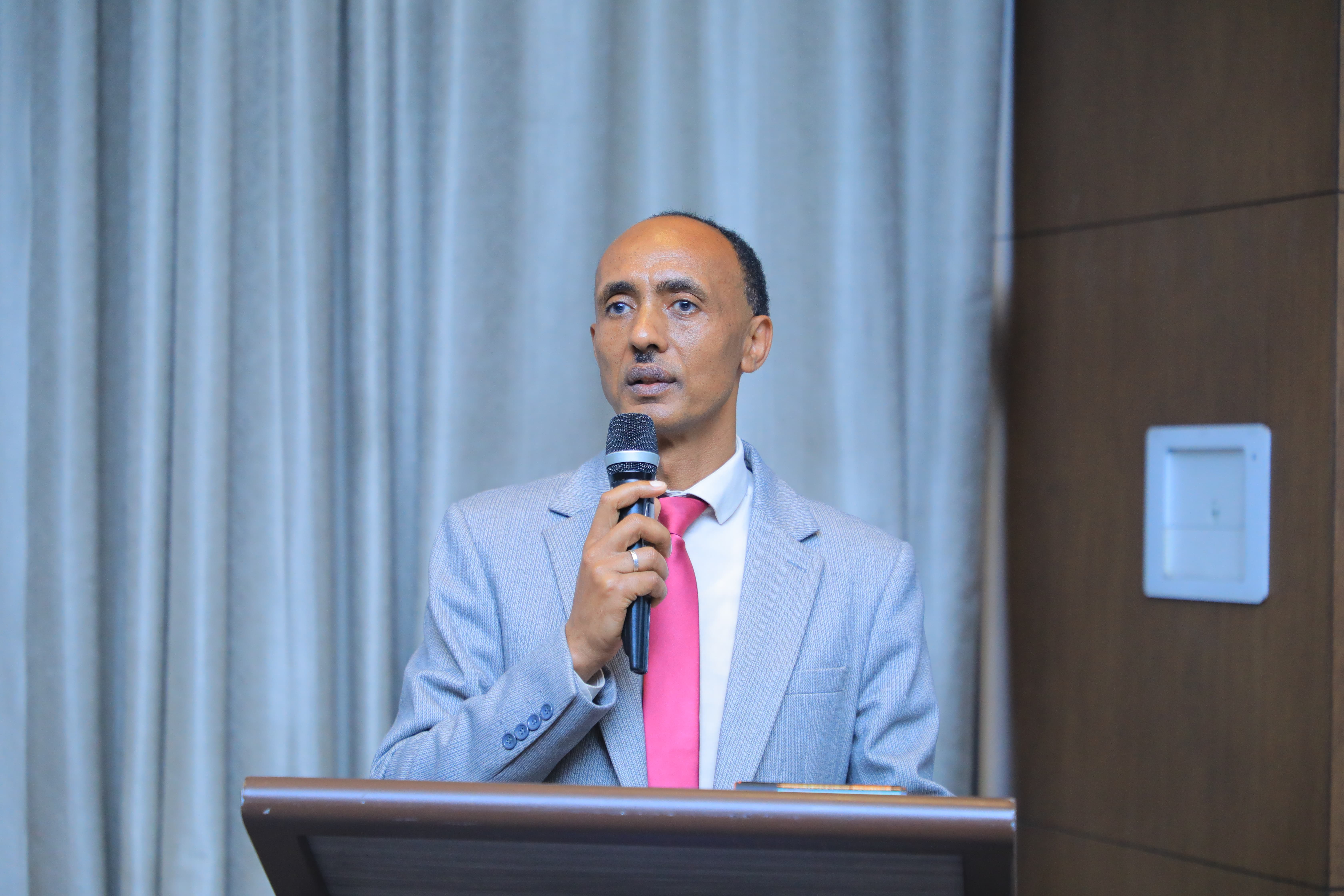 ለተቋሙ ባለሞያዎች መረጃ የማጥራትና የሪፖርት ዝግጅት ክህሎት ለማሳደግ የሚያግዝ ሥልጠና ተሰጠ 1 1t8a7881.jpg