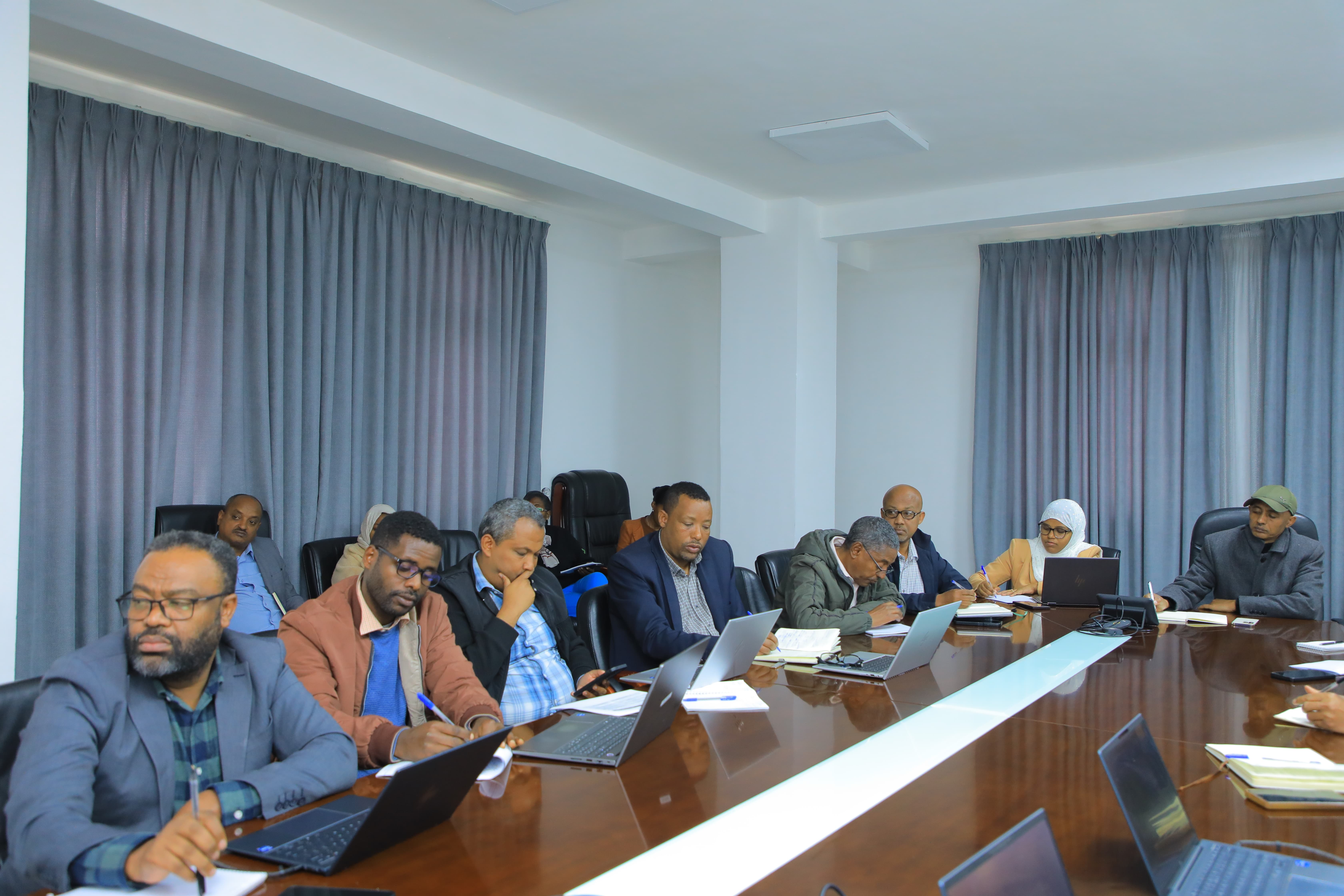 ከባለድርሻ አካላት ጋር ውይይት ተደረገ 2 aa3a7239