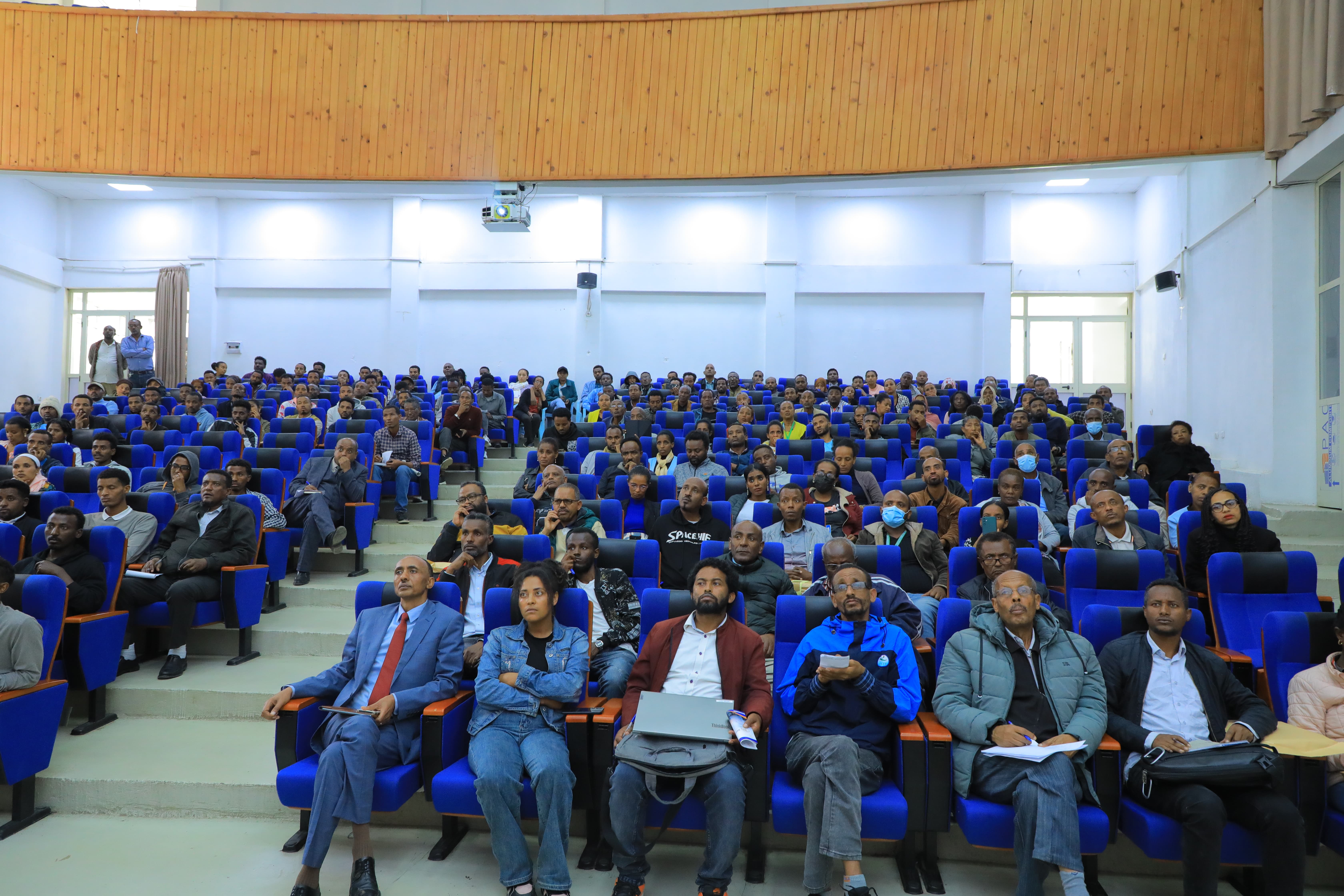 የኢኮኖሚ ድርጅቶች ቆጠራ ለመረጃ ሰብሳቢዎች ፈተና ለሚሰጠው ግብር ሀይል ኦረንቴሽንና ስምሪት ተሰጠ 3 1t8a9631