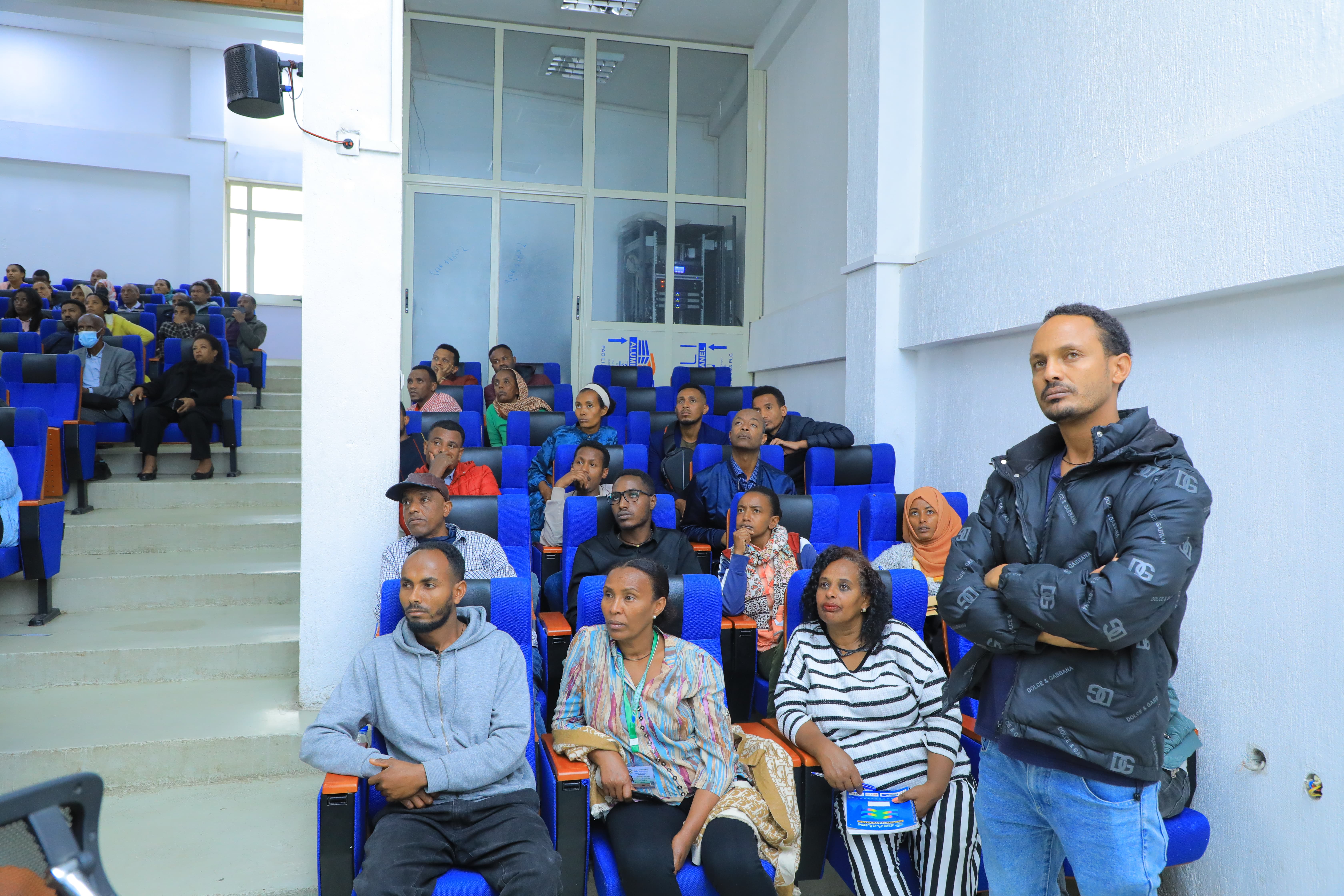 የኢኮኖሚ ድርጅቶች ቆጠራ ለመረጃ ሰብሳቢዎች ፈተና ለሚሰጠው ግብር ሀይል ኦረንቴሽንና ስምሪት ተሰጠ 5 1t8a9634