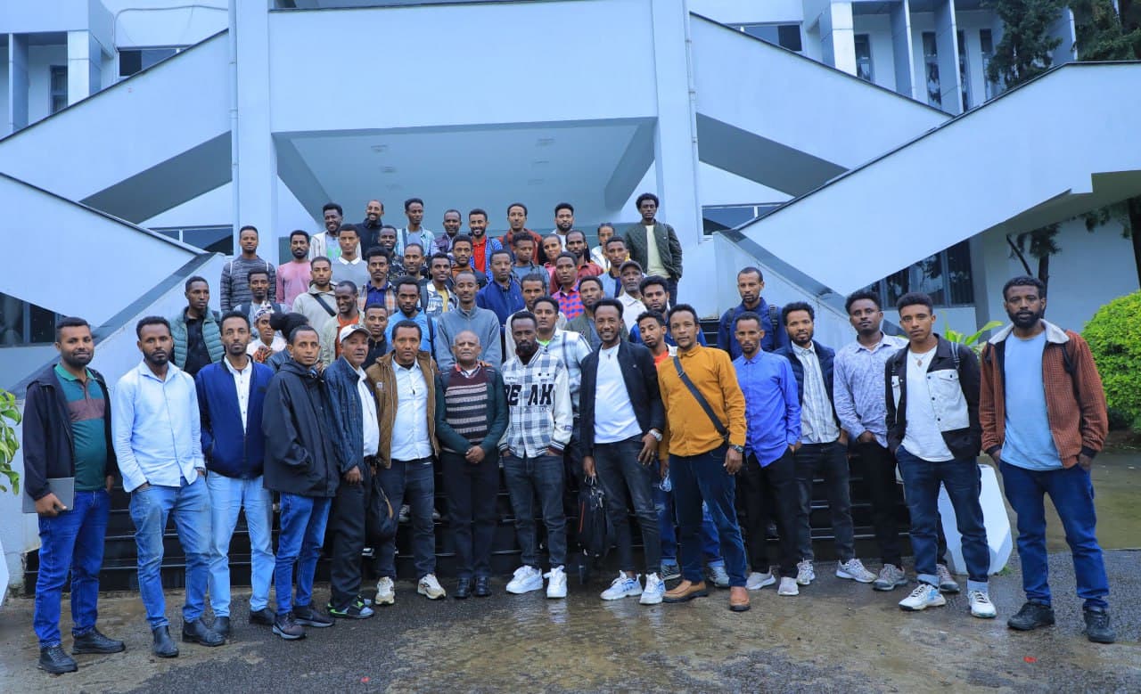 በአዲስ አበባ ቅ/ጽህፈት ቤት ስር ሲሰጥ የቆየው ሁለተኛ ዙር የኢኮኖሚ ድርጅቶች ቆጠራ የአሰልጣኞች ስልጠና ተጠናቀቀ 5 photo 6 2025 09 01 09 24 59