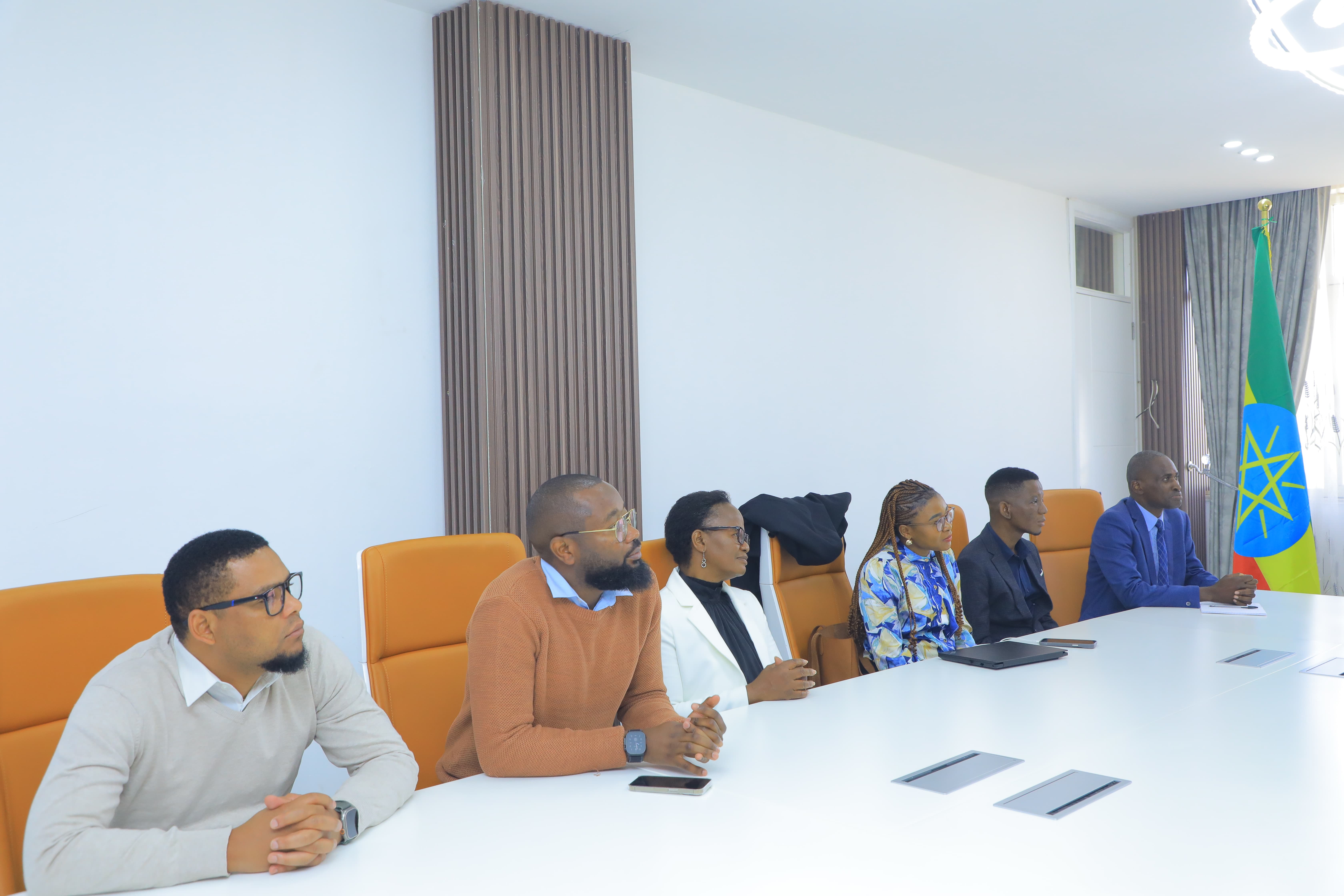 በተቋማቱ መካካል የልምድ ልውውጥ መርሀ-ግብር እየተደረገ ይገኛል 2 1t8a9883