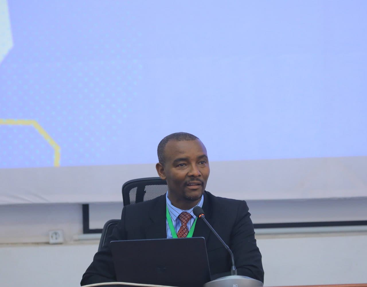 የኢኮኖሚ ድርጅቶች ቆጠራ የመስክ ስራ ለሚደግፉ ባለሙያዎች የስራ ስምሪት ተሰጠ 1 photo 2025 10 20 20 37 16 2