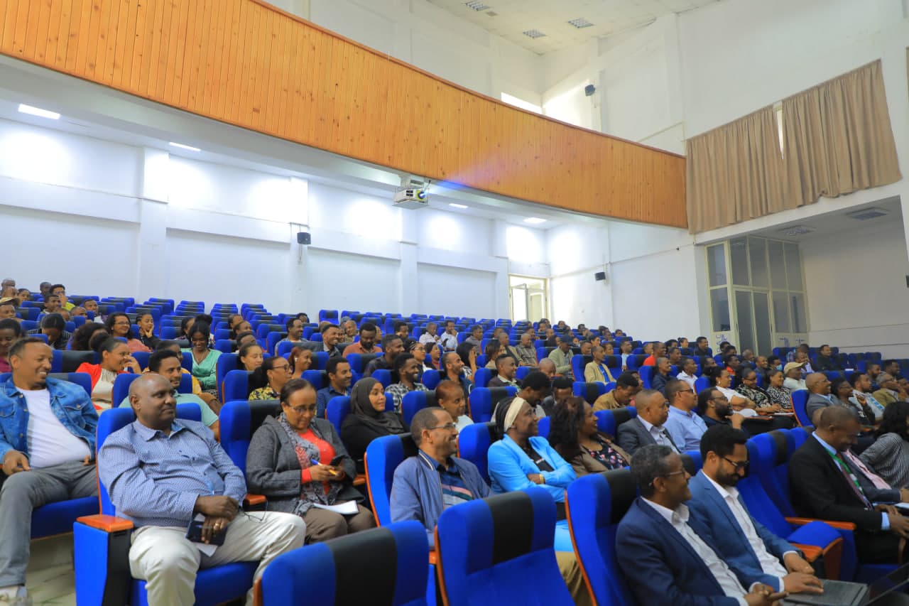 የኢኮኖሚ ድርጅቶች ቆጠራ የመስክ ስራ ለሚደግፉ ባለሙያዎች የስራ ስምሪት ተሰጠ 3 photo 2025 10 21 14 19 40