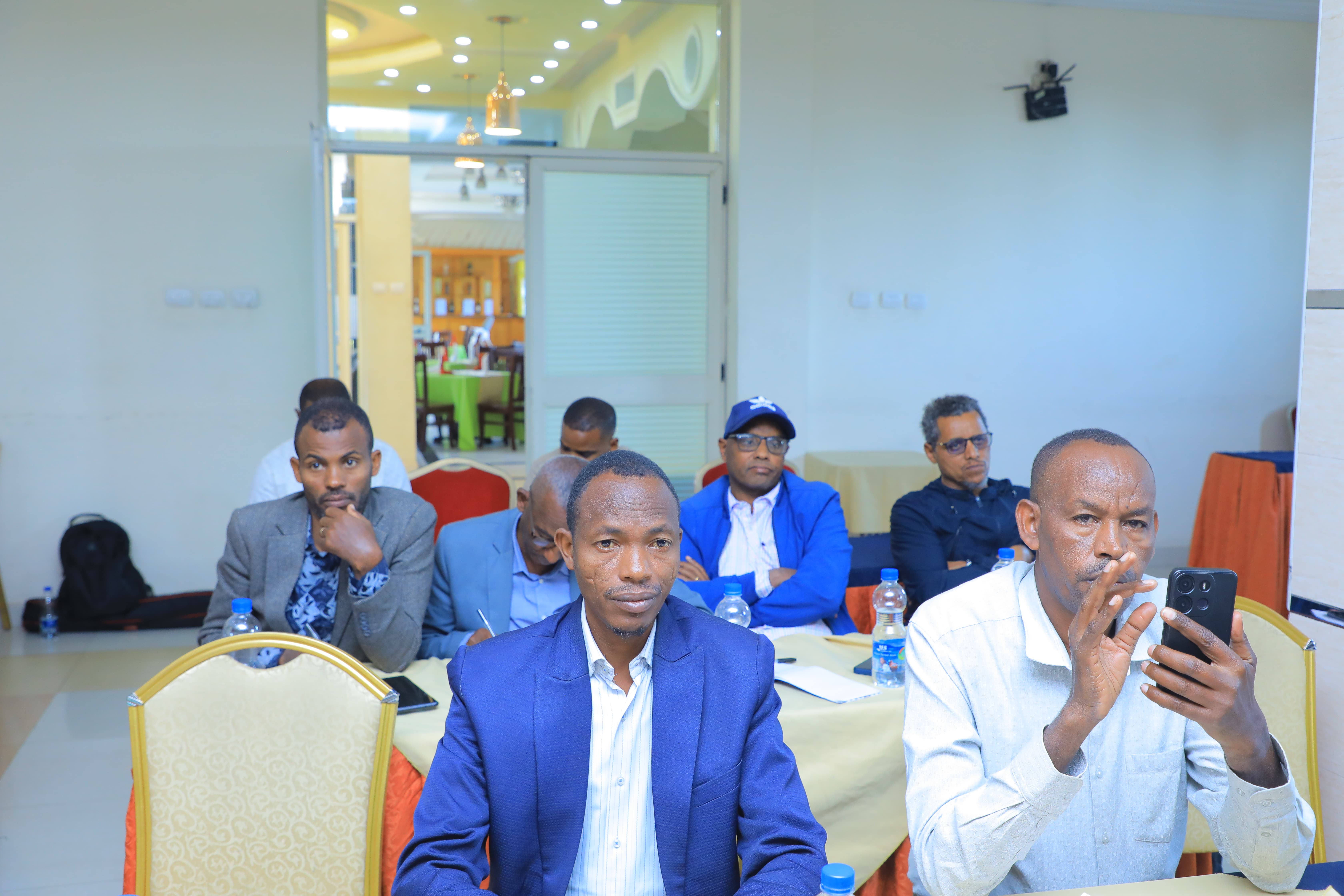 ክልሎች በብሔራዊ ስታቲስቲክስ ስርዓት ረቂቅ አዋጅ ላይ ተወያዩ 8 1t8a4280