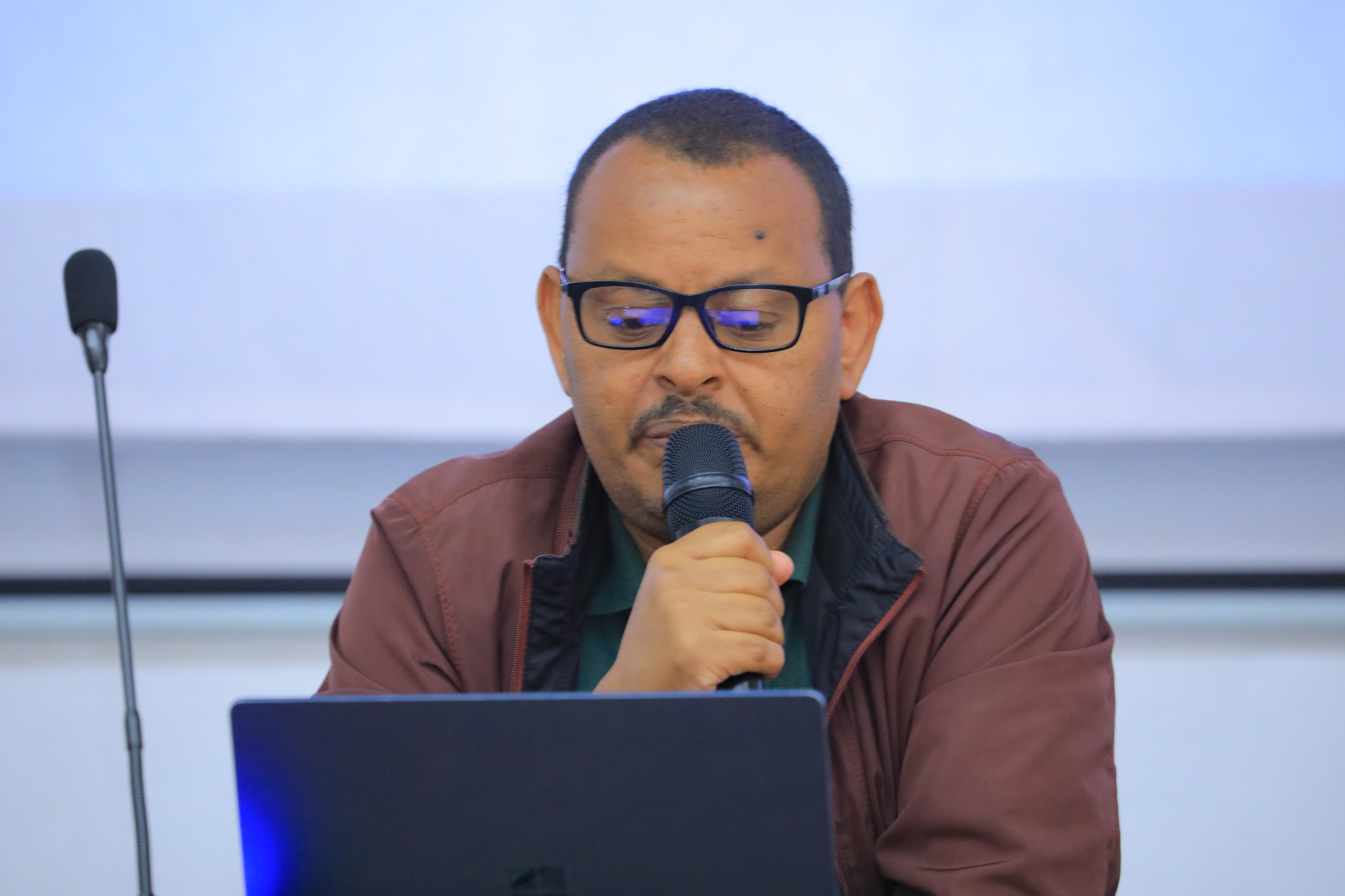 የኢኮኖሚ ድርጅቶች ቆጠራ የመጀመሪያ ዙር የመስክ ስራ አፈፃፀም ሪፖርት ቀርቦ ተገመገመ 2 1t8a6252