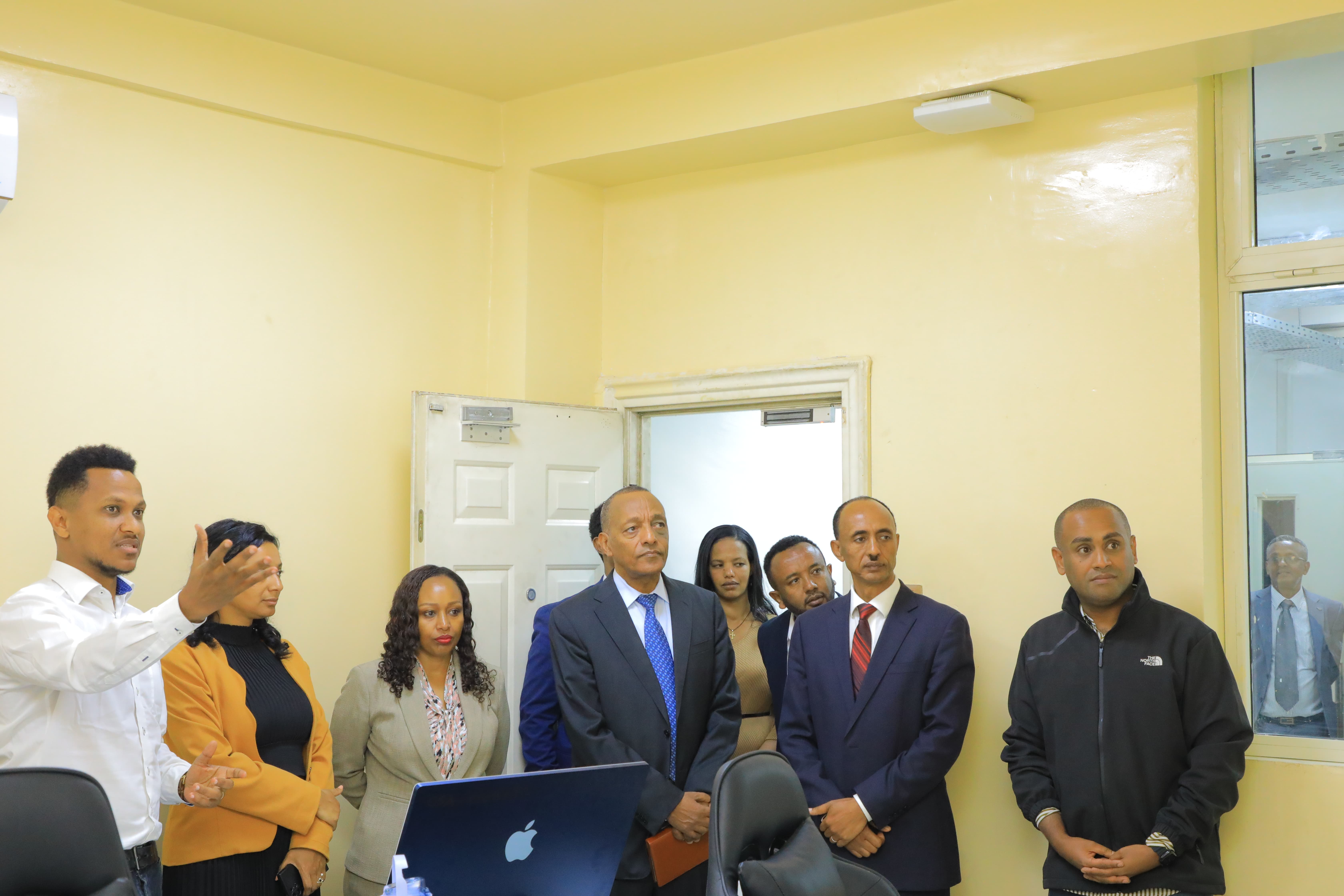 የመካከለኛ ዘመን የስታቲስቲክስ ልማት ስትራቴጂክ ዕቅድ አፈፃፀም ላይ ውይይት ተደረገ 7 1t8a6295