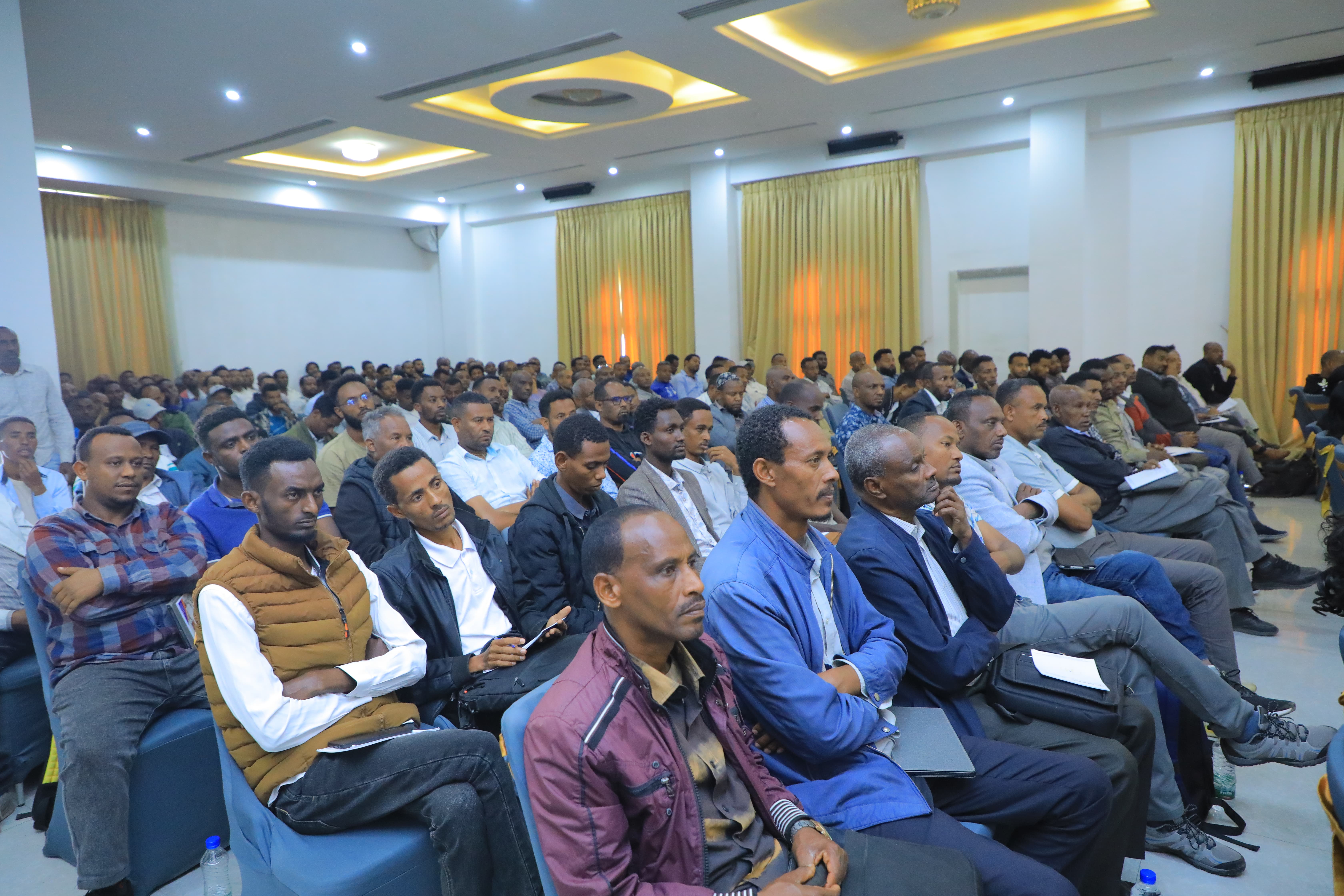 የሁለተኛ ምዕራፍ የኢኮኖሚ ድርጅቶች ቆጠራ የቅድመ አሰልጣኞች ስልጠና እየተሰጠ ይገኛል 6 1t8a7626