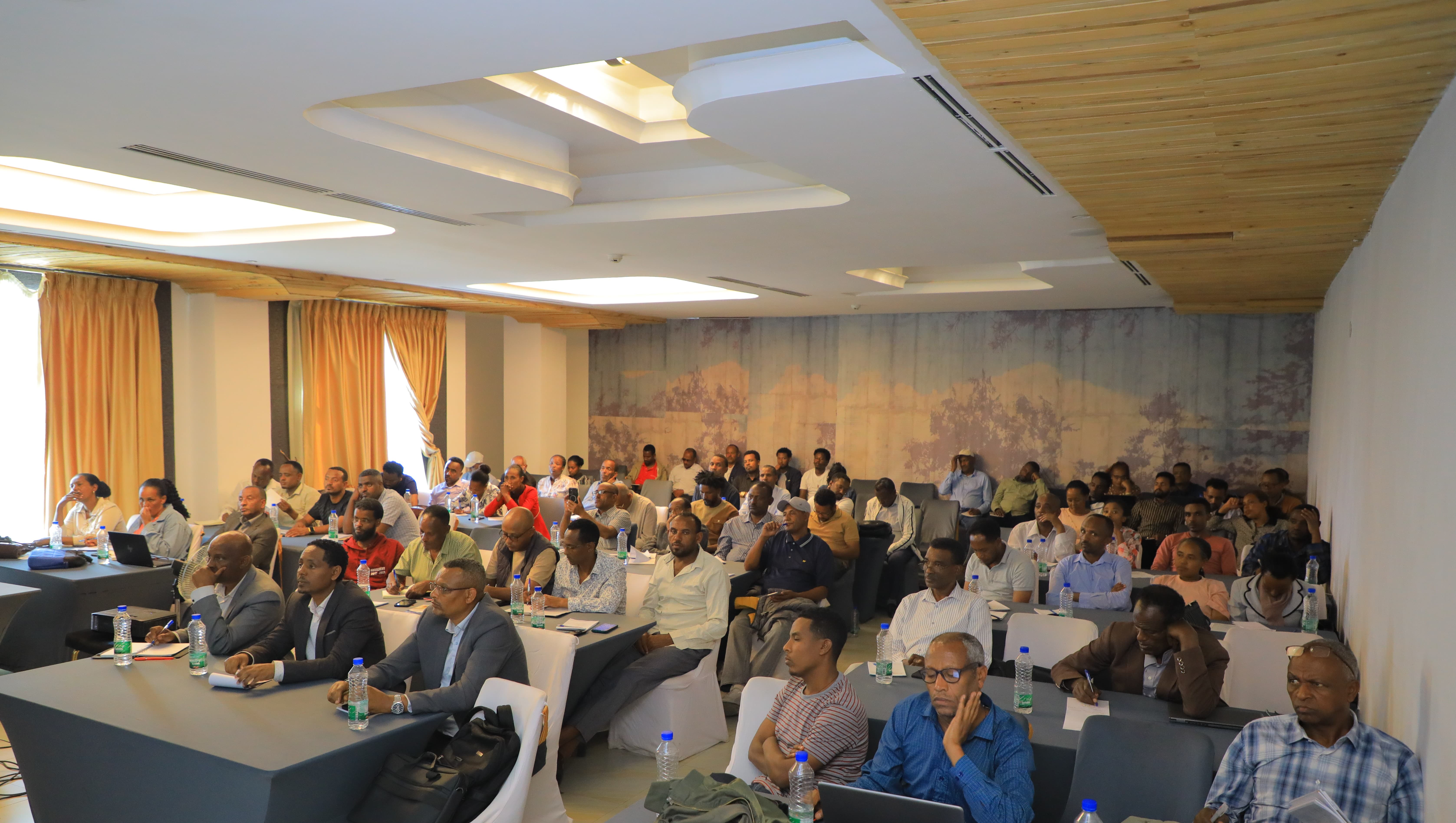 የአስተዳደራዊ መረጃዎች ጥራትና ተደራሽነትን ለማረጋገጥ የሚያስችል የግንዛቤ ማስጨበጫ ስልጠና እየተሰጠ ይገኛል 10 1t8a7792