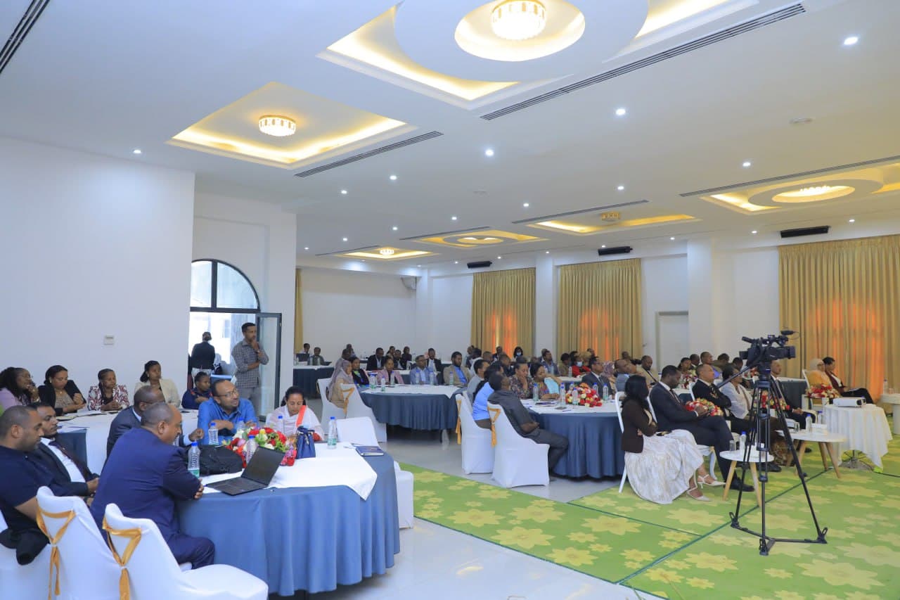 በመካከለኛ ዘመን (2016-2018 ዓ.ም) የስታቲስቲክስ ልማት ፕሮግራም ክንውን አፈፃፀም ላይ ውይይት ተካሄደ 10 photo 2026 01 25 18 12 31