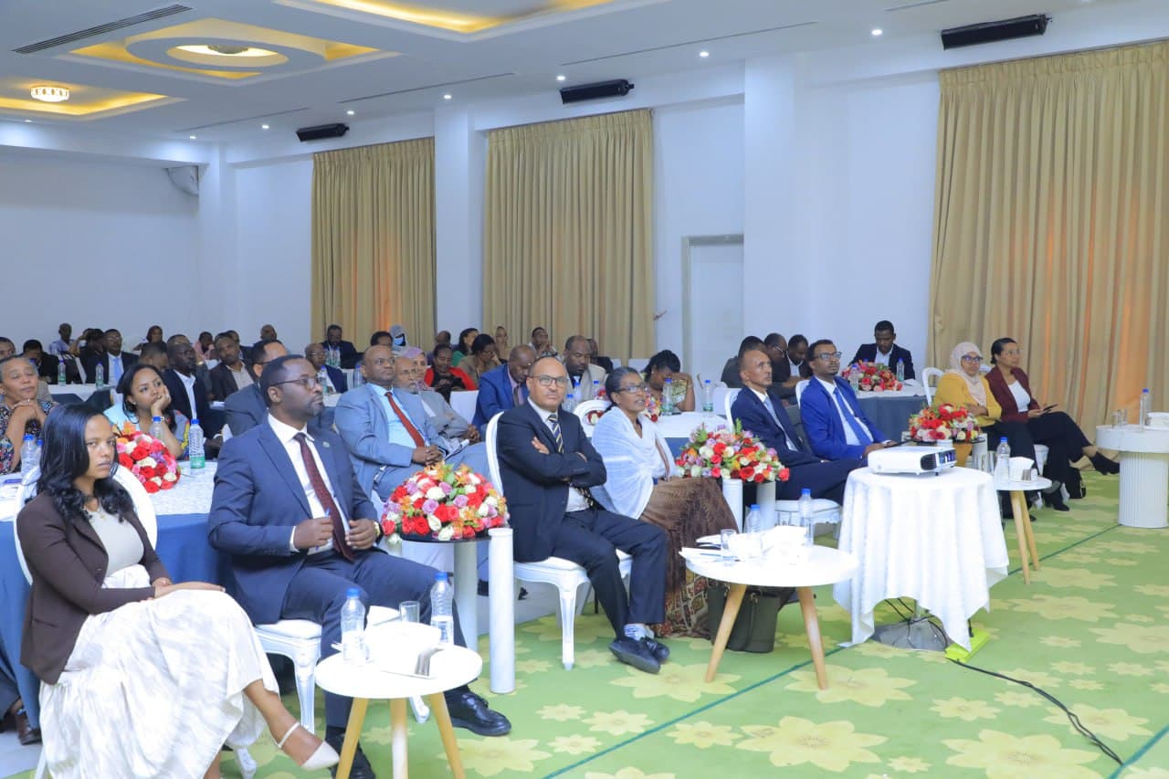 በመካከለኛ ዘመን (2016-2018 ዓ.ም) የስታቲስቲክስ ልማት ፕሮግራም ክንውን አፈፃፀም ላይ ውይይት ተካሄደ 5 photo 2026 01 25 18 12 39