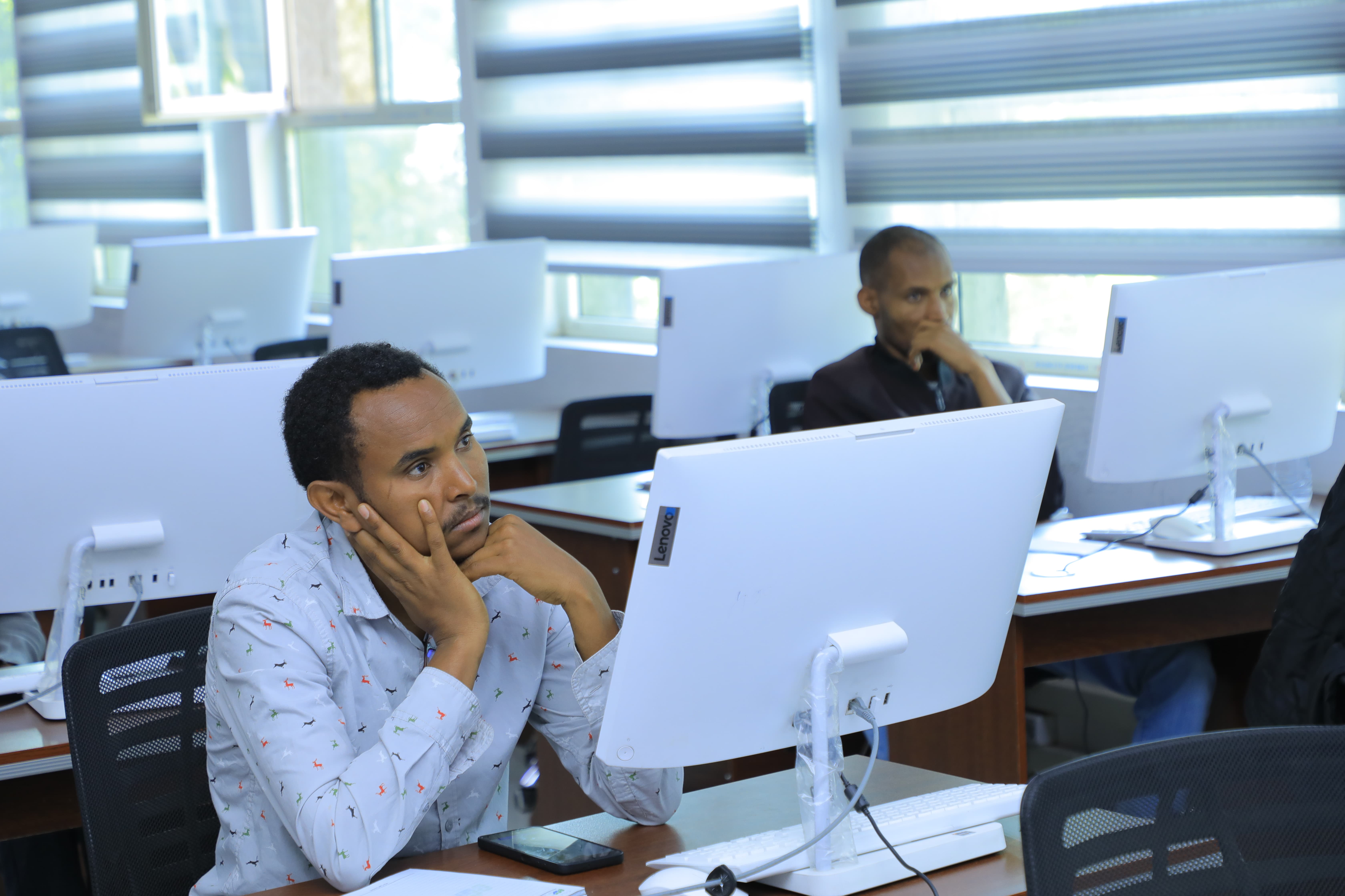 የጋራ መገልገያ ዕቃዎች የዋጋ ጥናት ላይ ለሚሳተፉ ባለሙያዎች ሥልጠና ተሰጠ 1 t8a9355