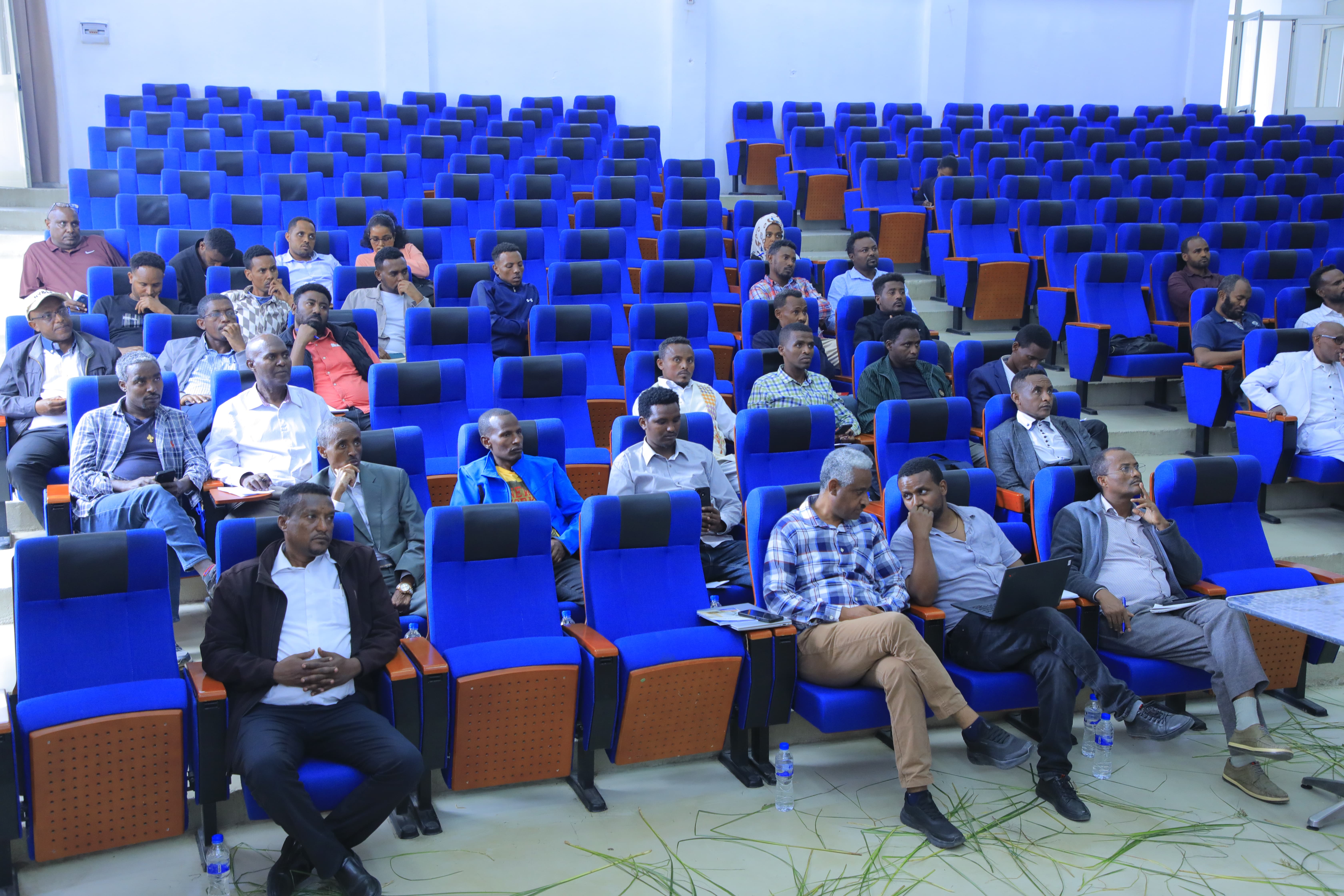 የመንግስት ሰራተኞችን ፐርሶኔል መረጃ ለማረጋገጥ ለሚሰማሩ የስልጠና አስተባባሪዎች ኦረንቴሽንና የስራ ስምሪት ተሰጠ 5 a3a0730