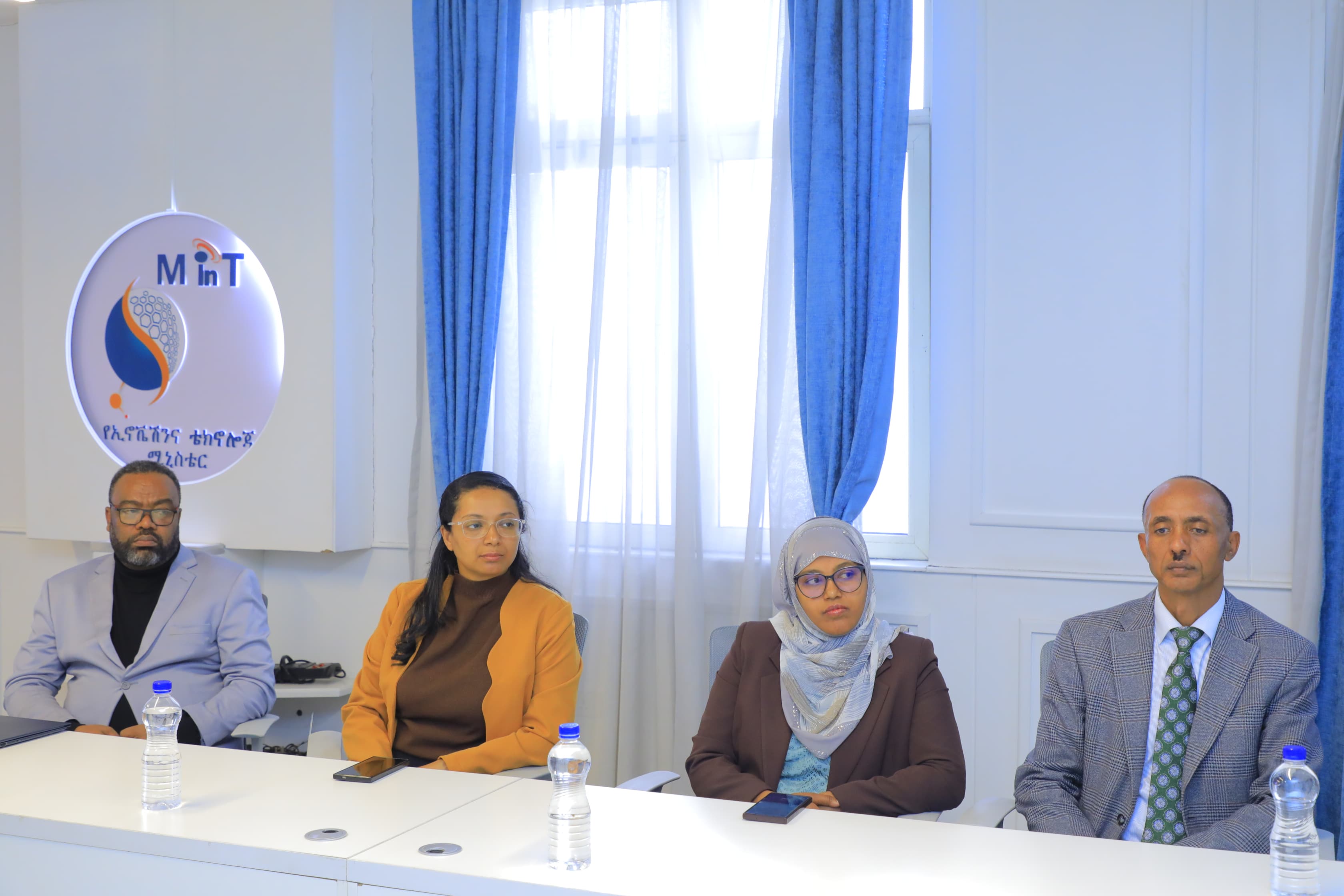 ተቋማቱ በጋራ ለመስራት የሚያስችል የመግባቢያ ስምምነት ተፈራረሙ 2 t8a3382
