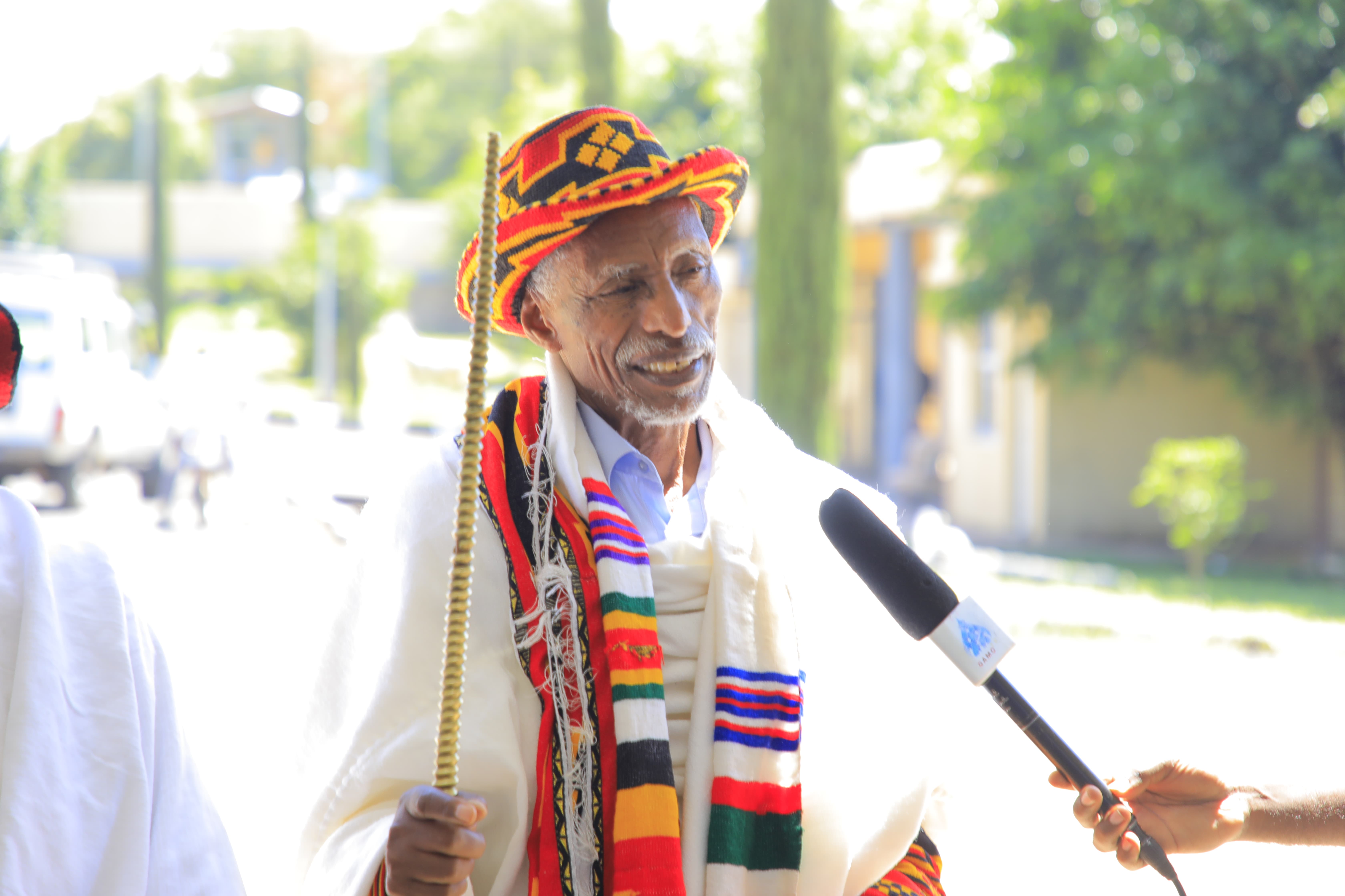 ተቋሙ በመሬት መንሸራተት ለተጎዱ ወገኖች የገንዘብ ድጋፍ አደረገ 3 a3a5924