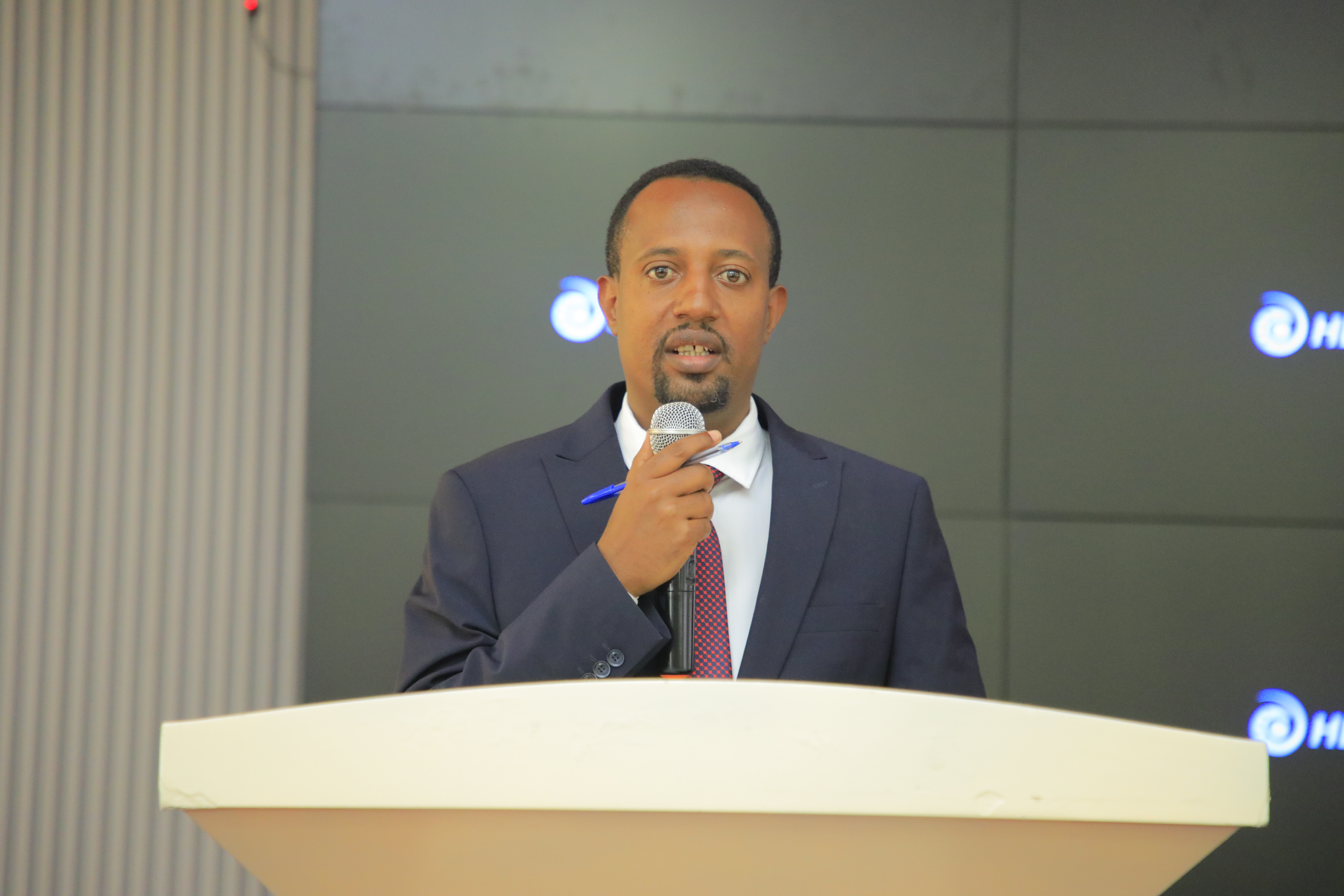 የ2019 ዓ.ም ግብርና ናሙና ጥናት የአሰልጣኞች ስልጠና እየተሰጠ ይገኛል ። 2 a3a9180